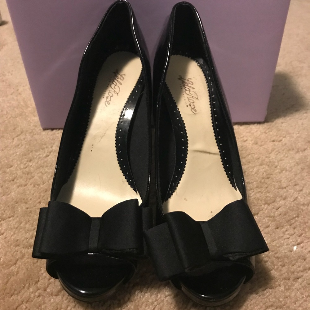 Black Bow Heels